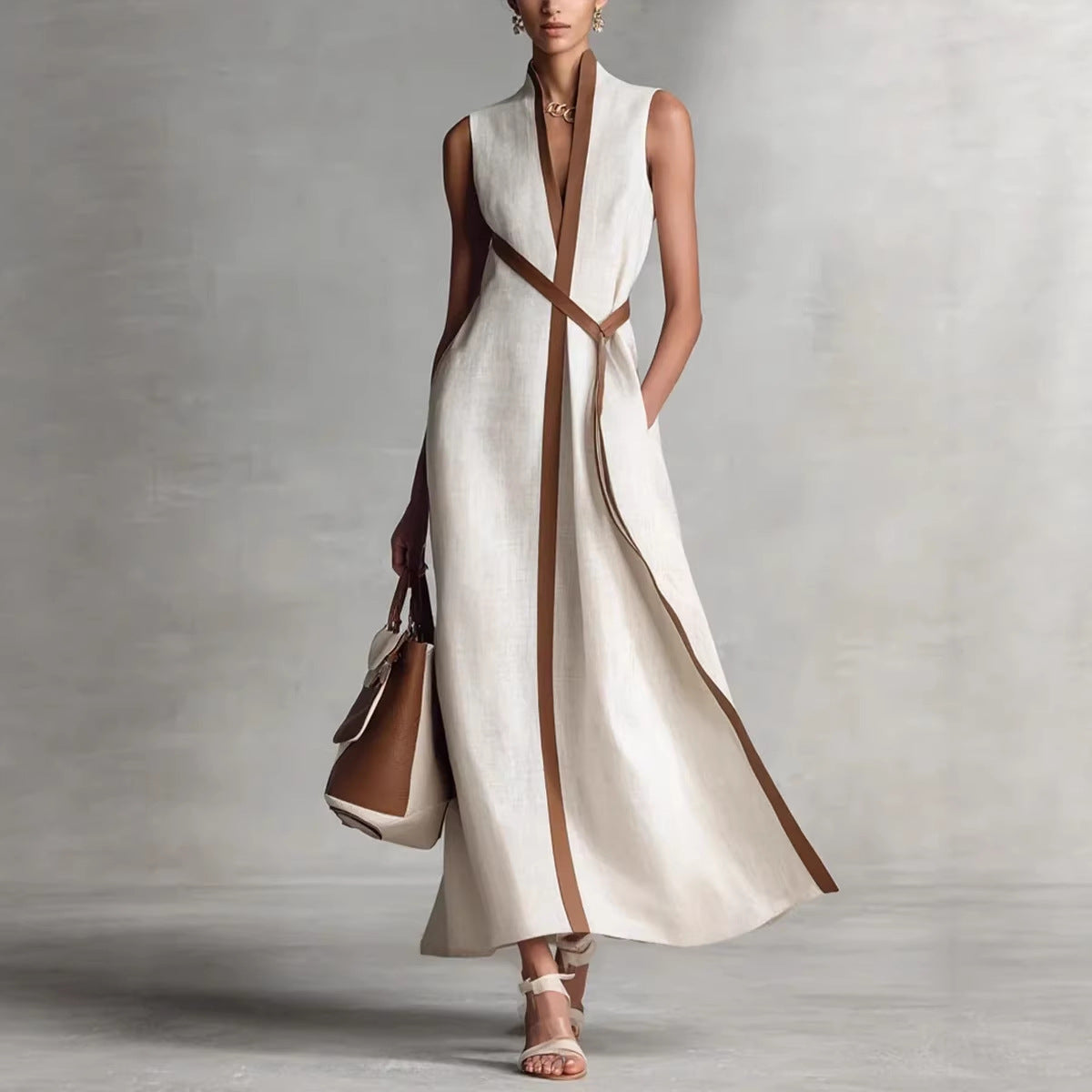 Sleeveless Contrast Trim Maxi Dress