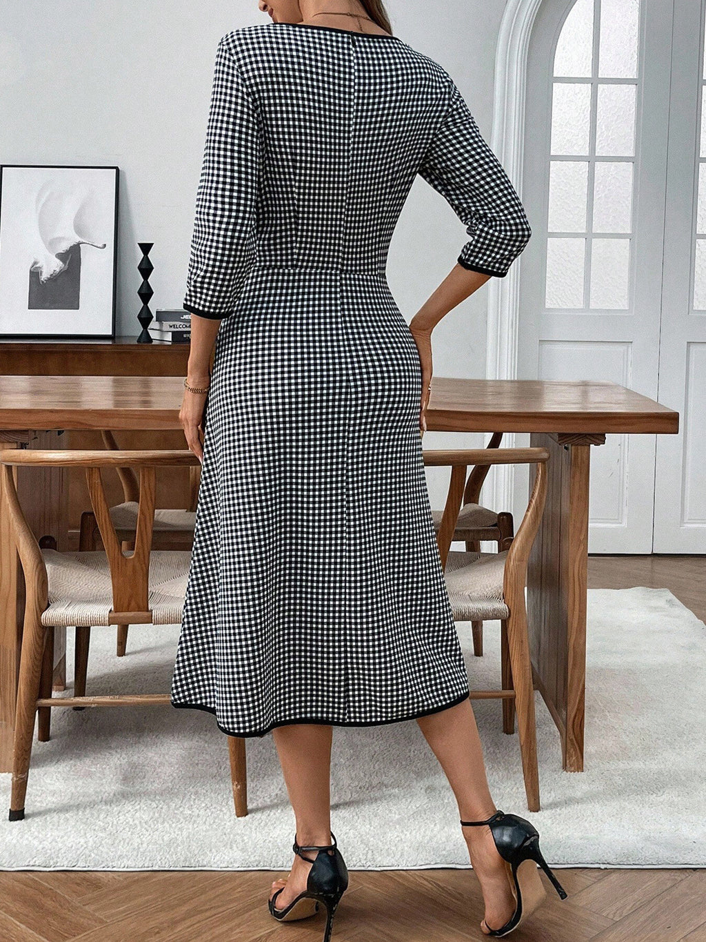 cc05764b6b6743f7b3bebdb10db3597f-Max